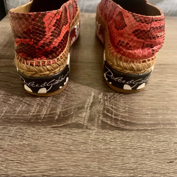 Dolce & Gabbana | Red Snake Platform Espadrilles - Picture 4 of 8